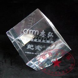 深圳水晶禮品定制服務(wù) 探索水晶內(nèi)雕、獎(jiǎng)杯制作與廠家直供